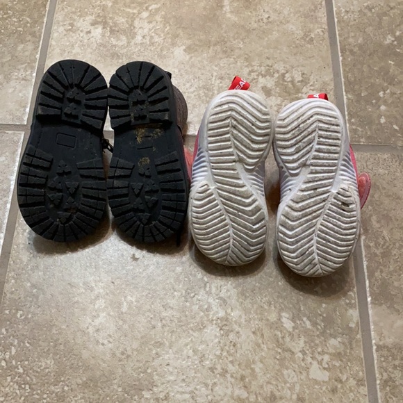 Size 5 Toddler Shoes - Picture 4 of 4